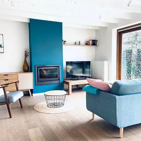 De Veldmuis, Met Mooie Speelhoek En Speelhuis Koksijde