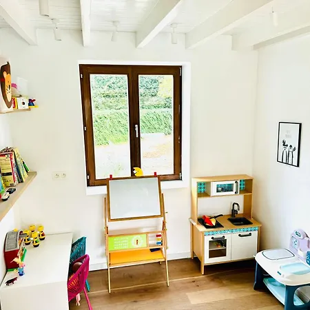 De Veldmuis, Met Mooie Speelhoek En Speelhuis Holiday home